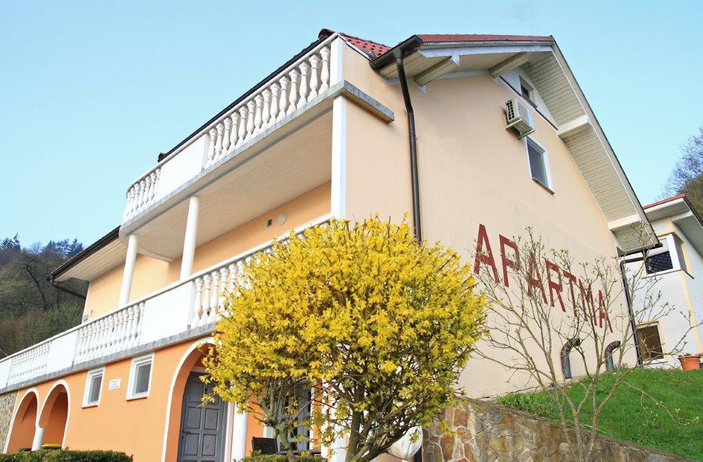 Apartmaji In Sobe Kocjancic Podcetrtek Bagian luar foto